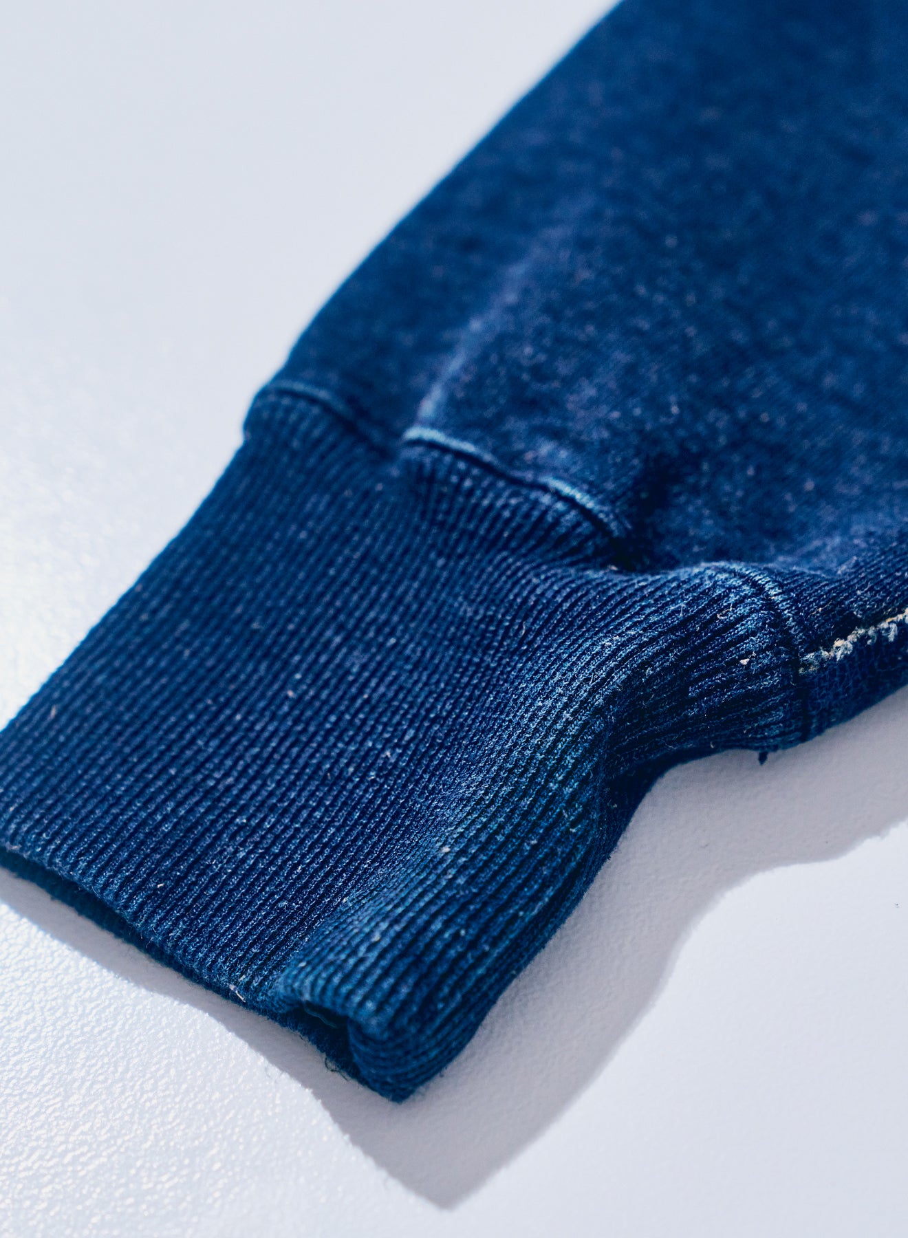 SIS25-101 柿渋染めインディゴスウェットトレーナー