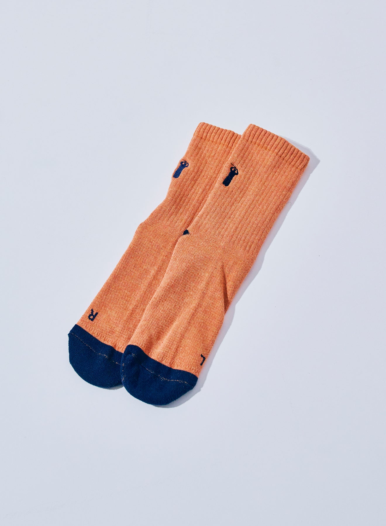 SJKS25-NEL 刺繍クルーソックス